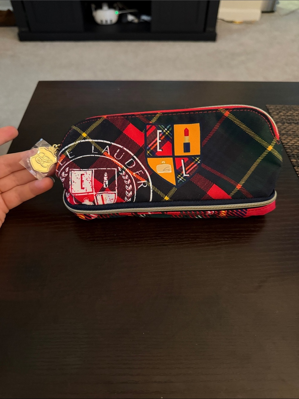 Estée Lauder limited edition Tartan plaid cosmetic bag 2 compartments - Picture 2 of 11